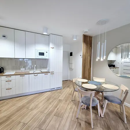 Pinea Tuz Przy Plazy - Baseny, Sauny, Jacuzzi דירה