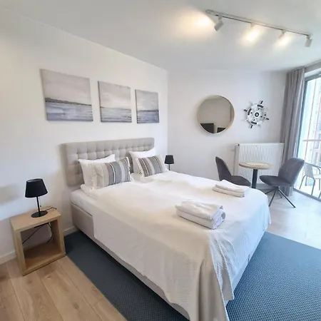 דירה Pinea Tuz Przy Plazy - Baseny, Sauny, Jacuzzi פוביירובו