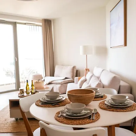 Pinea Tuż Przy Plaży Apartament *