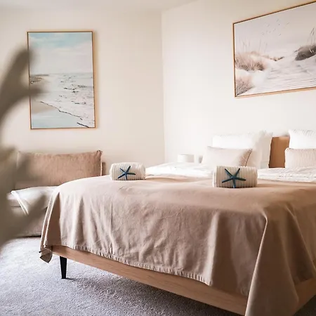 דירה Pinea Tuz Przy Plazy - Baseny, Sauny, Jacuzzi פוביירובו