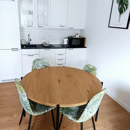 דירה Pinea Tuz Przy Plazy - Baseny, Sauny, Jacuzzi *