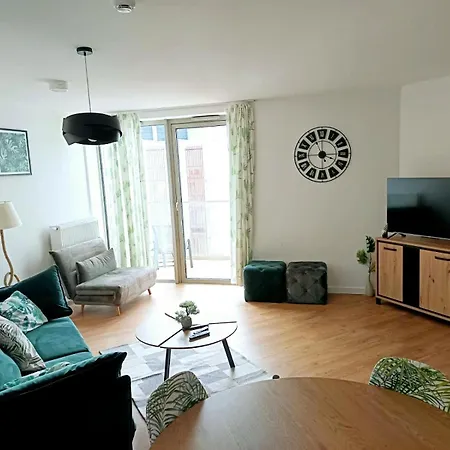 דירה Pinea Tuz Przy Plazy - Baseny, Sauny, Jacuzzi